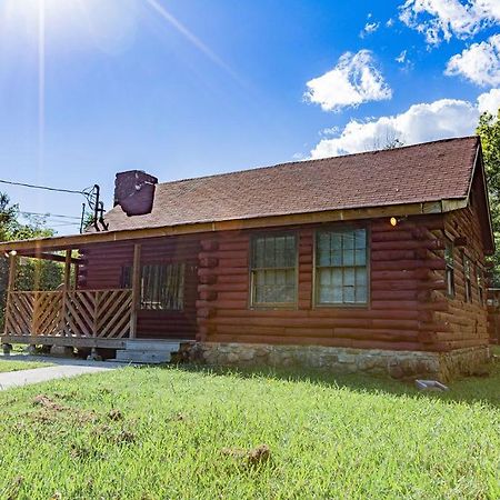Authentic Log Cabin Mins From Chatts Best Sites Villa Chattanooga Eksteriør bilde