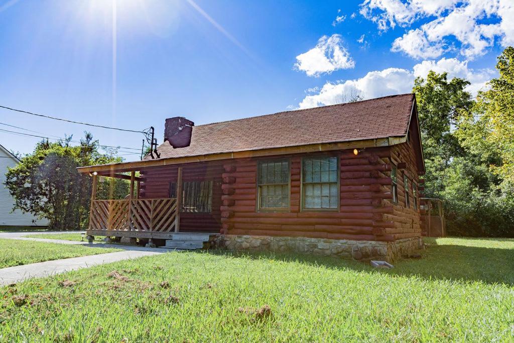 Authentic Log Cabin Mins From Chatts Best Sites Villa Chattanooga Eksteriør bilde